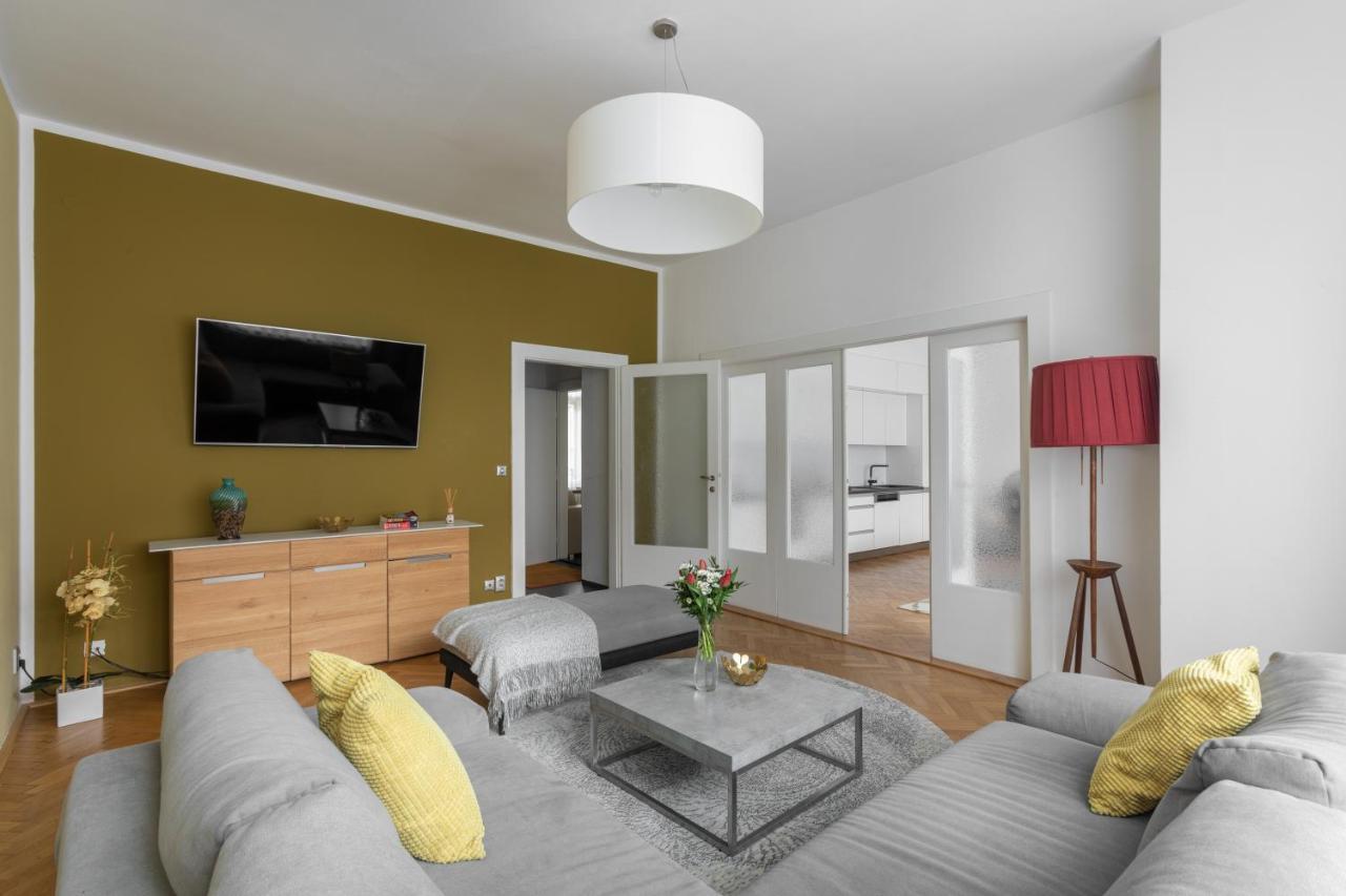 Apartament Deluxe In Old Town By Days Praga