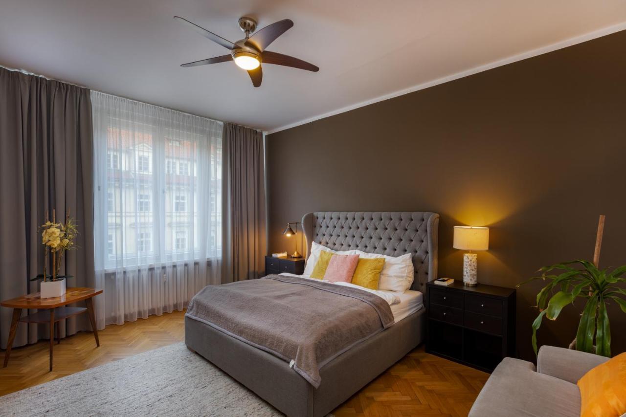 Deluxe In Old Town By Days Apartament