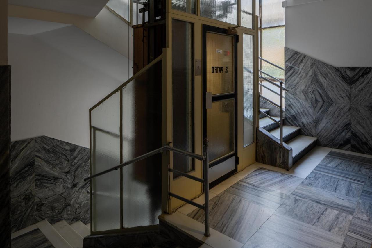 Apartament Deluxe In Old Town By Days